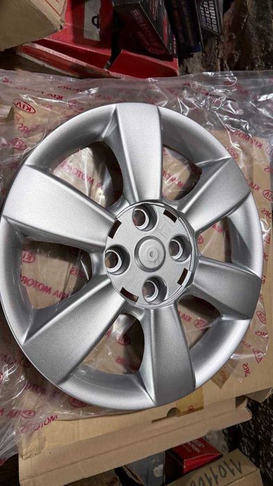 Новий Колпак колеса Kia Rio 2005–2011 оригінал.