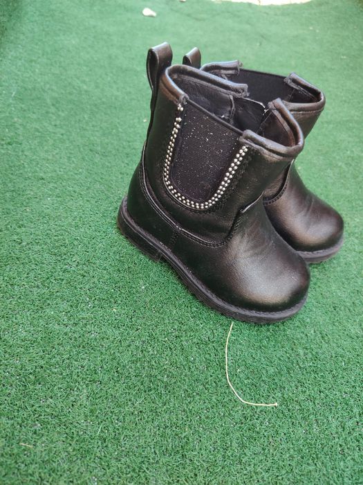 Vendo Tenis e Botas