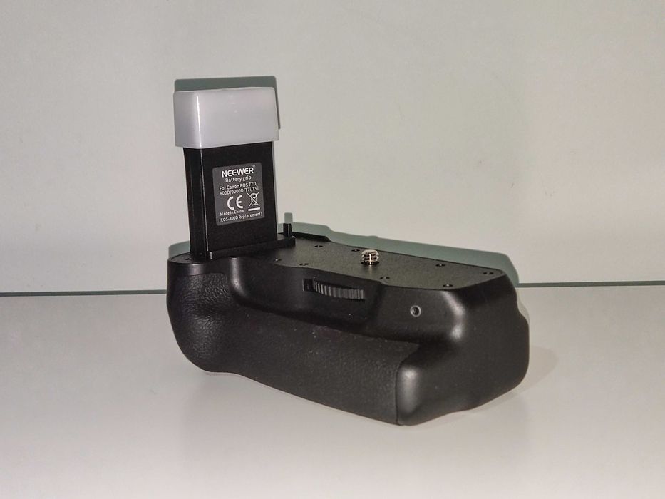 Grip para Canon 77D, 800D, 9000D, T7i, X9i