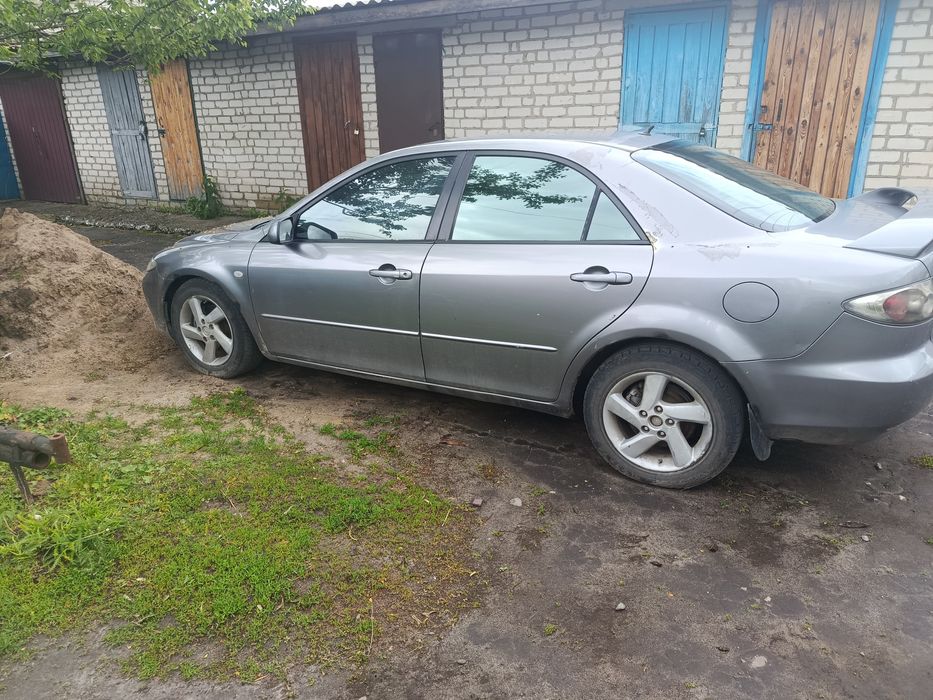 Продам мазду в доброму стані