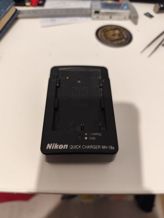Ładowarka Nikon MH-18a quick charge szybka oryginał okazja