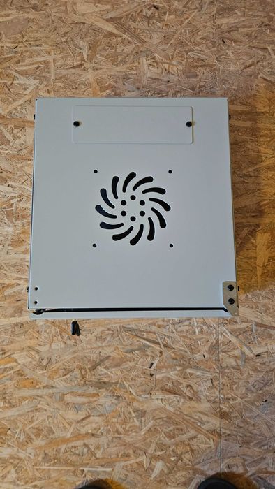 Szafa RACK LANBERG 10" 4U Wisząca