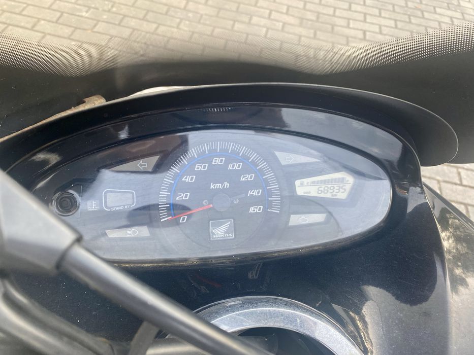 Honda PCX 125 (pneus novos)