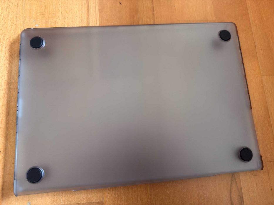 NOWE Etui ochronne na mcbooka 16 cala/przeźroczyste/wysyłka/Bydgoszcz