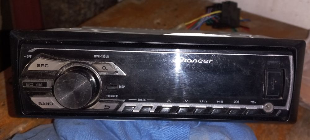 Магнитола Pioneer MVH-150UB