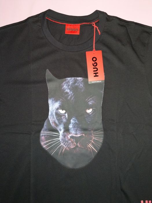 Wyprzedaż T-shirt męski Hugo.