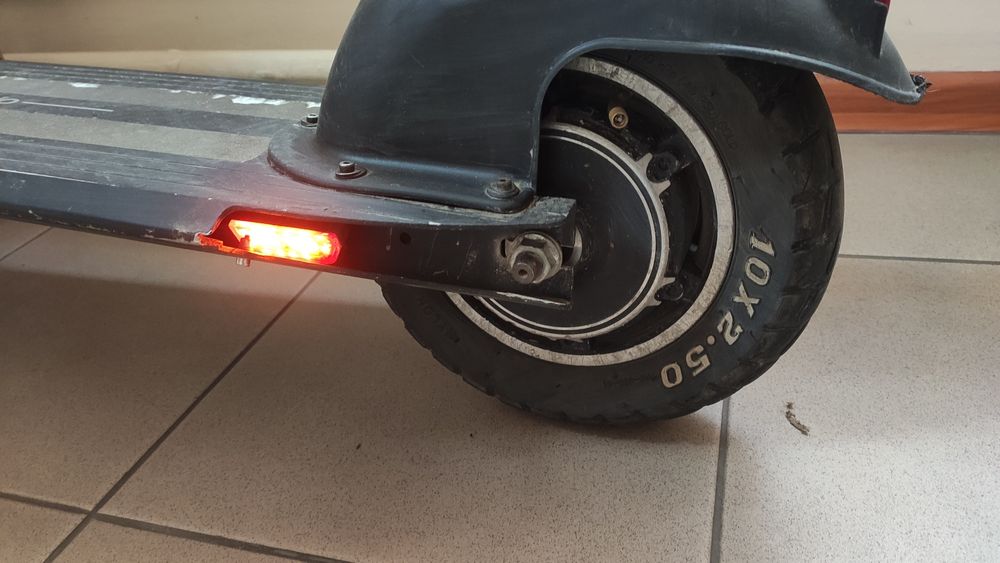 Електросамокат складний