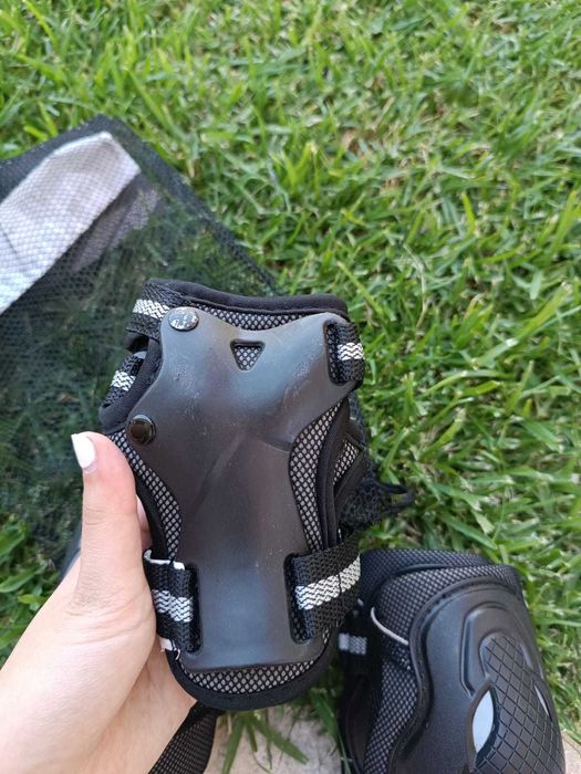 Proteções (joalheiras; caneleiras; etc)