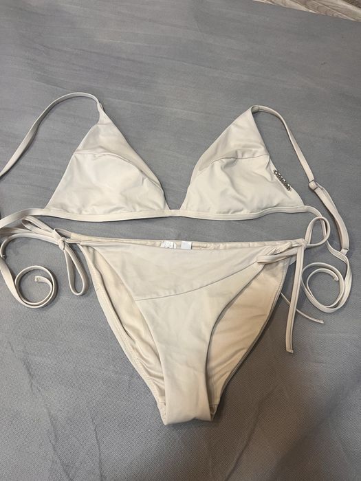 Оригінальний купальник від бренду Calvin Klein