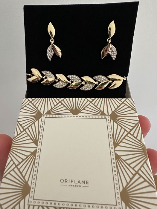 Pulseira + Brincos Dourados Oriflame