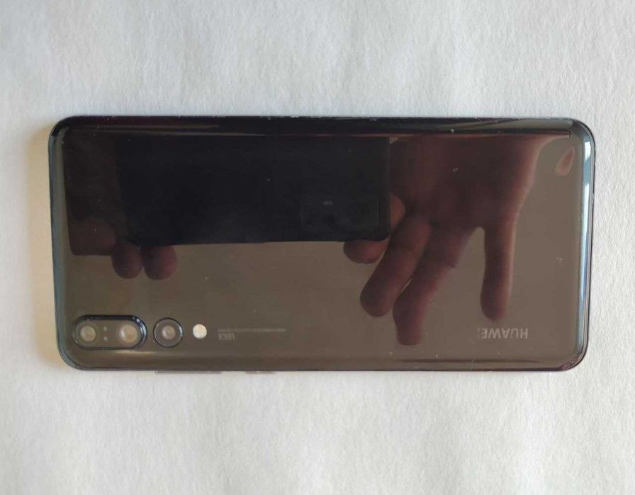 Смартфон Huawei P20 Pro