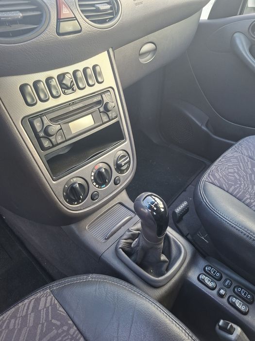 Mercedes Benz 140