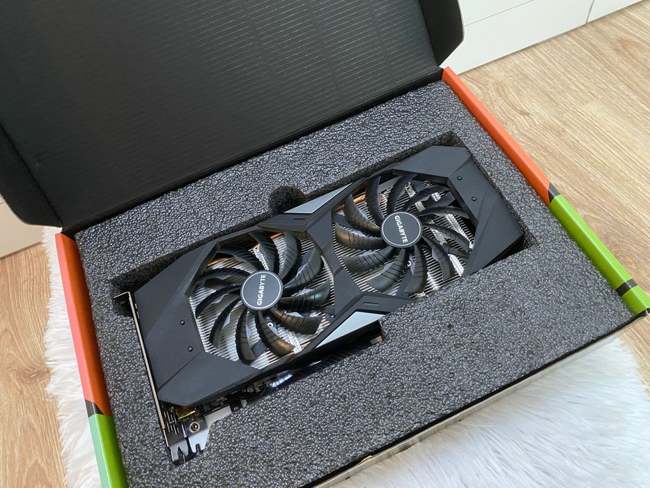 GigaByte GeForce RTX 2060 Super 8 GB