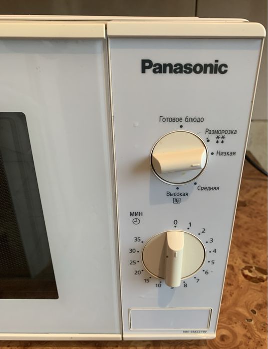 Panasonic NN-SM221WZPE микроволновка микроволновая печь