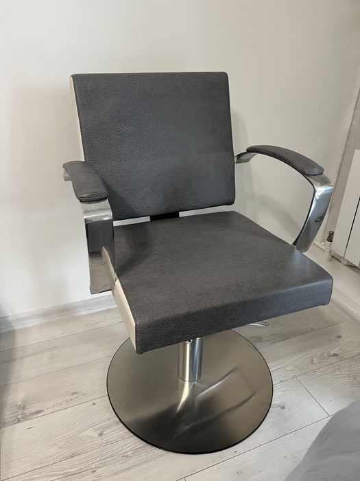 Перукарське крісло DIVA+ гідравліка + диск