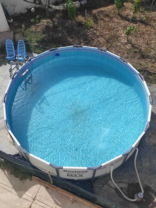 Piscina BESTWAY STEEL PRO MAX circular 457x122cm (2 meses de utilização)