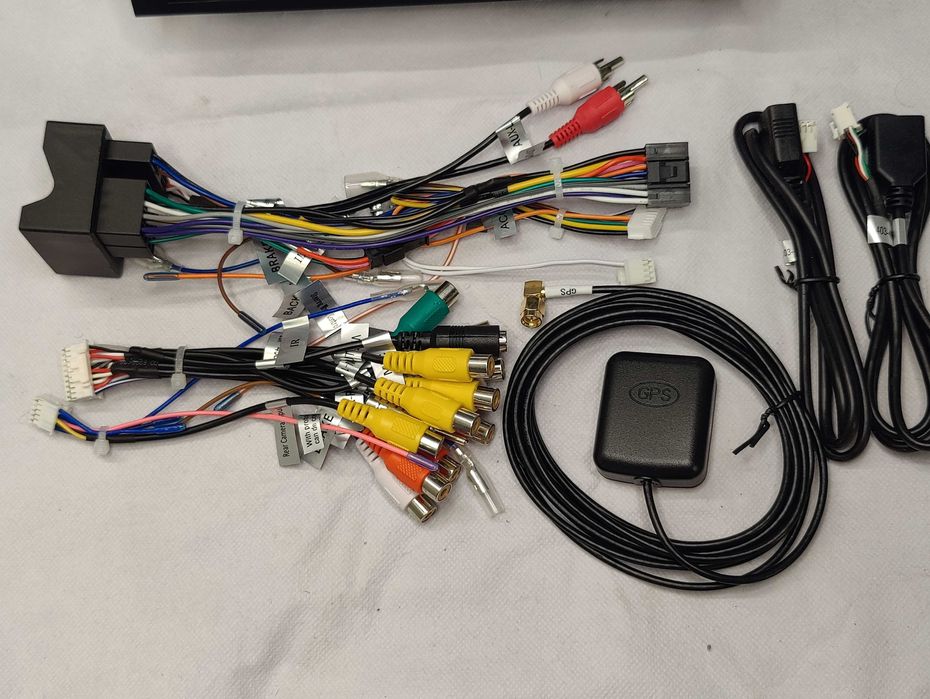 Rádio Android Ford Galaxy Mondeo Preto •GPS Wifi - Bluetooth + CÂMARA