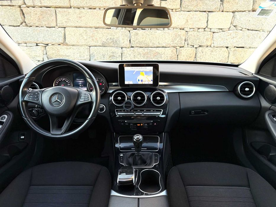 Mercedes-Benz C 180 BlueTEC Station 1.6 — Excelente estado