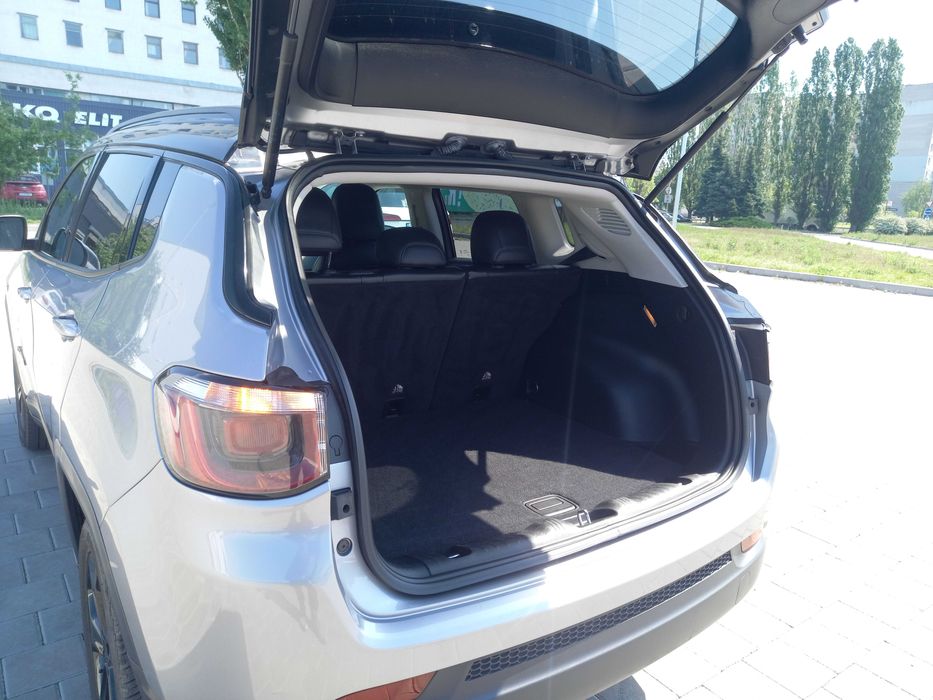 Jeep Compass 2018 2.4 9АТ (180 к.с.) AWD Latitude