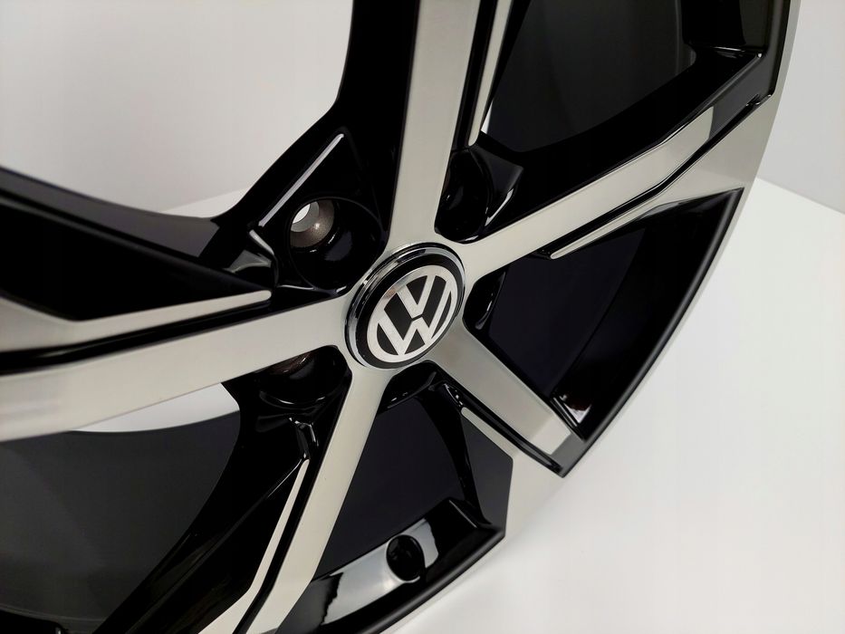 NOWE ORYGINALNE Felgi 17'' Volkswagen Golf T-cross Polo Beetle