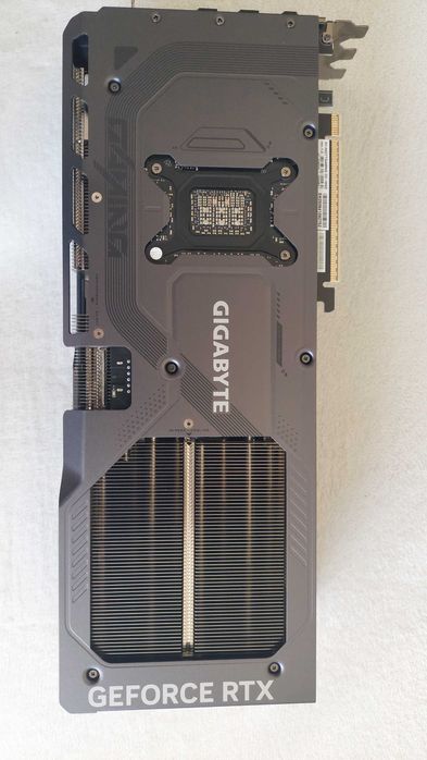 GIgabyte RTX 5070 Ti gaming OC 16GB DDR7