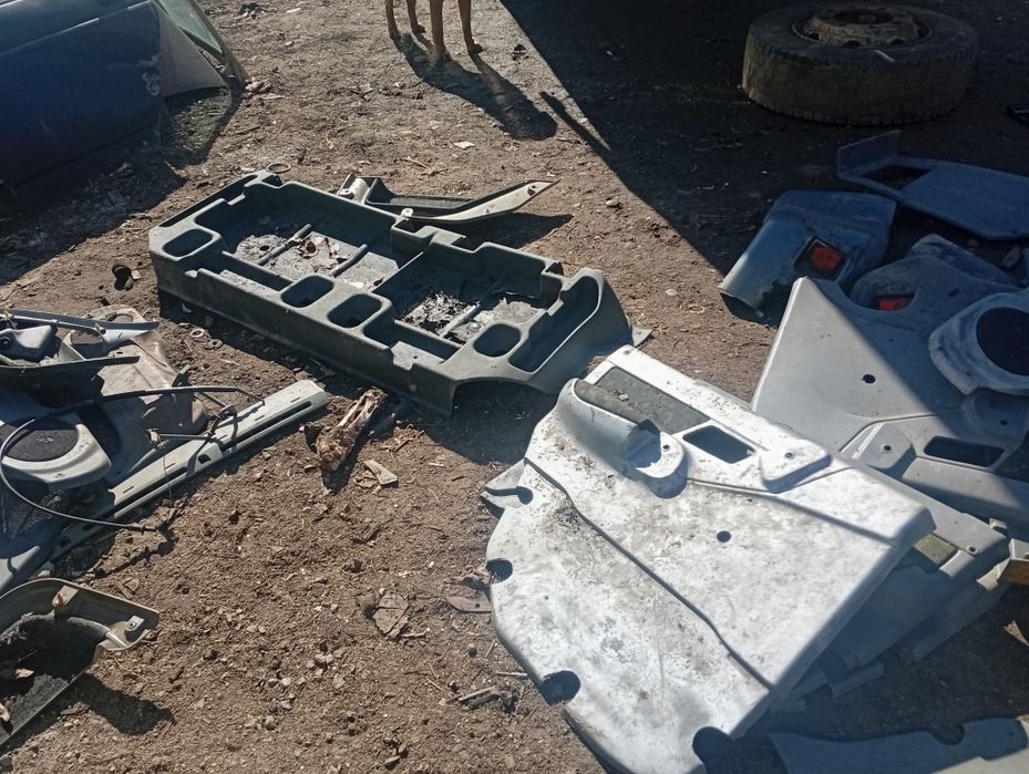 УАЗ патріот різня пластмаса панель двері обшивки