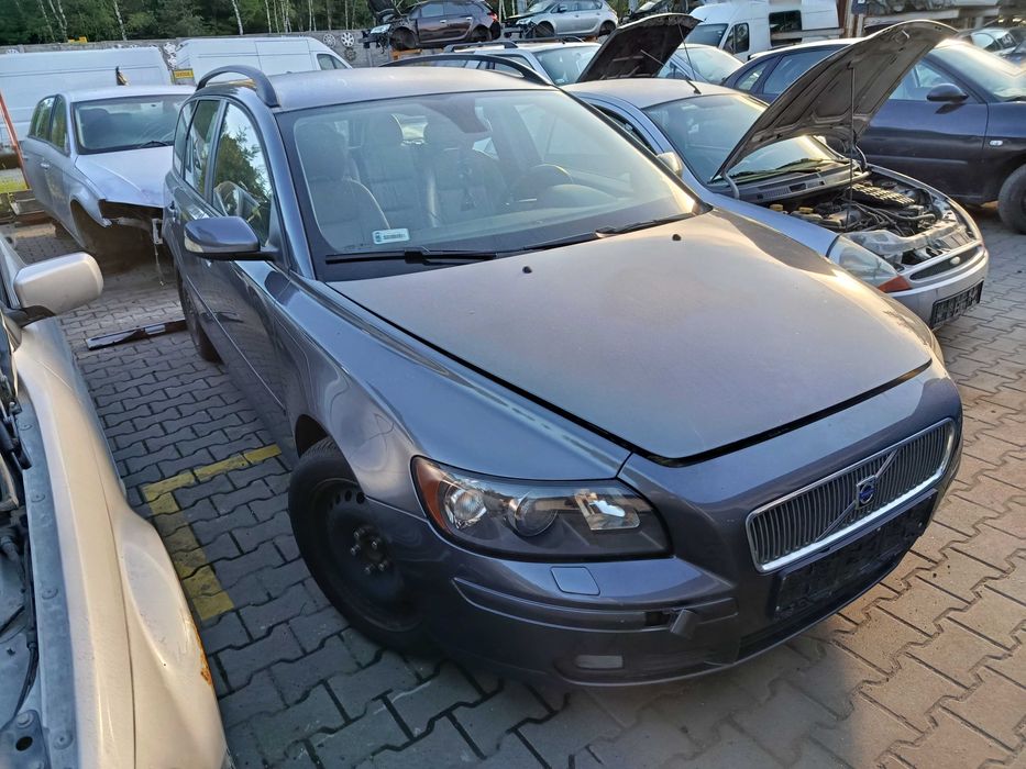 Volvo v50 2.0D 2006r. na CZĘŚCI