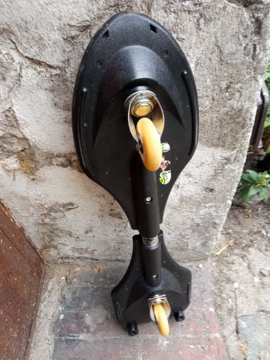 Deskorolka dwu kołowa