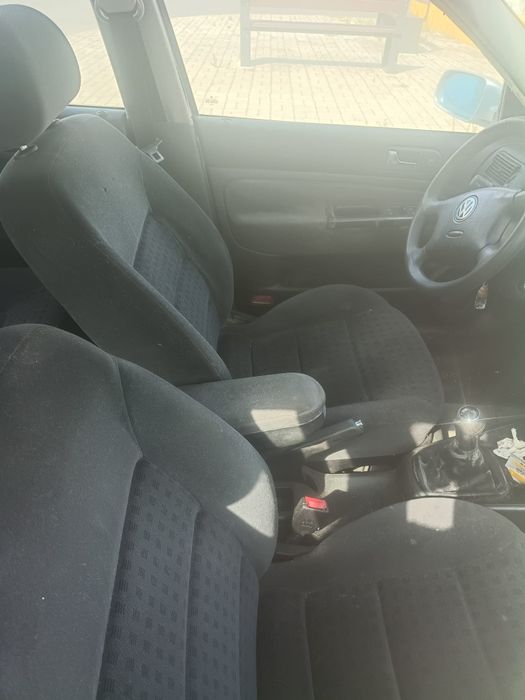 Golf 1.4 Ano 2000 Gasolina PEÇAS