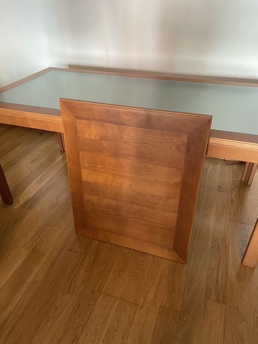 Mesa cerejeira e 6 cadeias