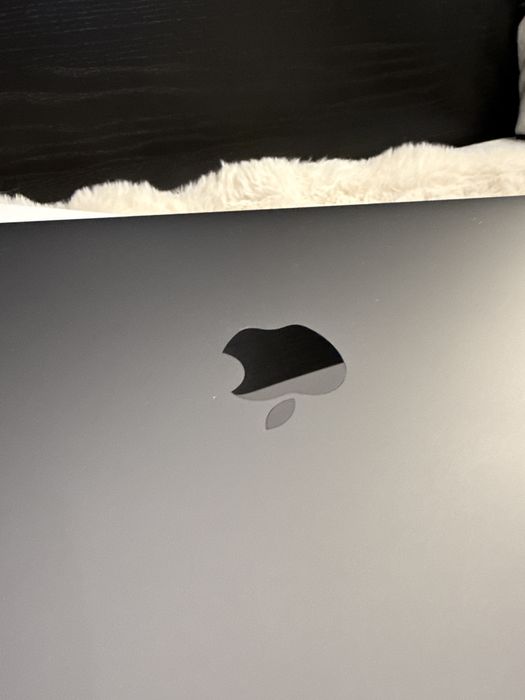 MacBook air  M1