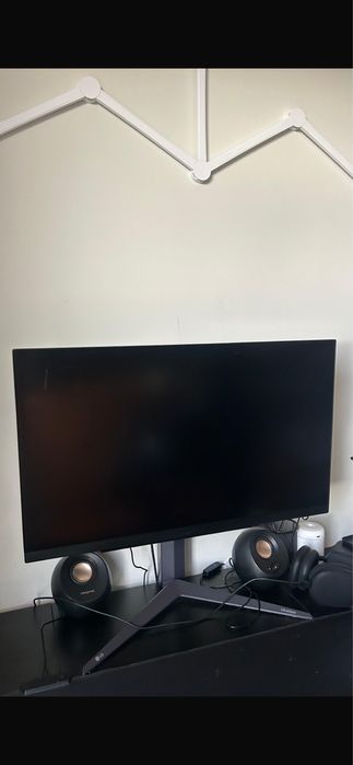 Gaming LG UltraGear( 27" - Quad HD 200 Hz )-1 ms