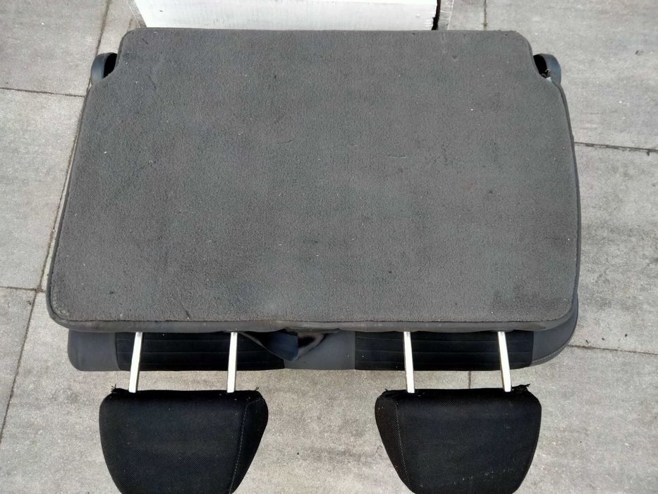 VW CADDY III 3    kanapa fotele 2 rzad siedzenie tylne tyl