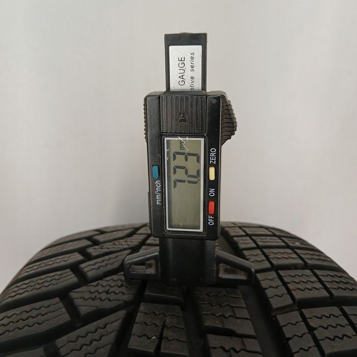 2x 205/55R17 opony zimowe Hankook Winter i*cept Evo2 7mm (82194)