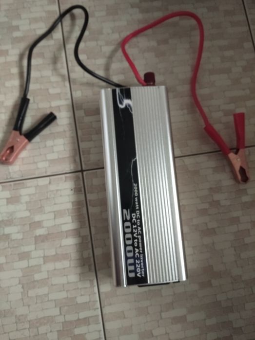 Інвертор 12 -220в 2000W