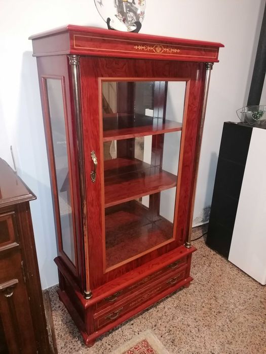 Vendo cristaleira