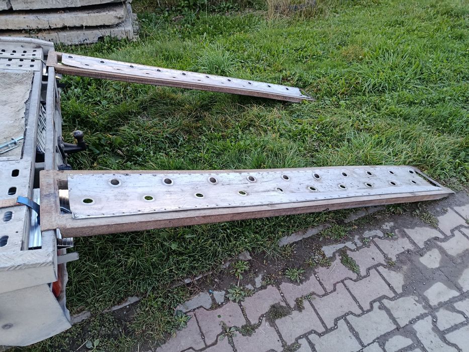 Najazdy trapy wjazdowe master Iveco autolaweta