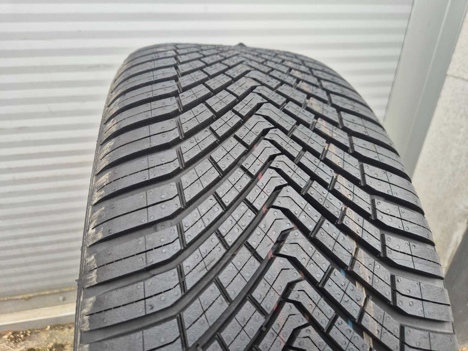 1x OPONA CAŁOROCZNA 255/45/19 Continental All Season Contact DEMO