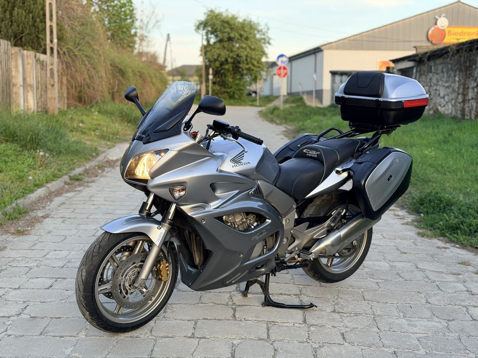 Honda CBF 1000 ABS niski przebieg