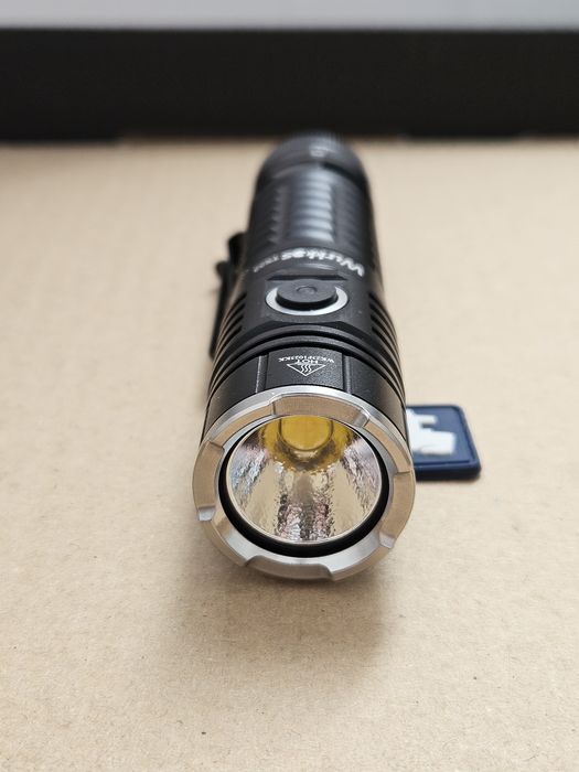Latarka Wurkkos TS22 Black – NOWA, akumulator 21700 w zestawie