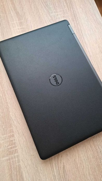 Dell Latitude E5550 i5-5200 8GB SSD 256GB  Win 11 Prof