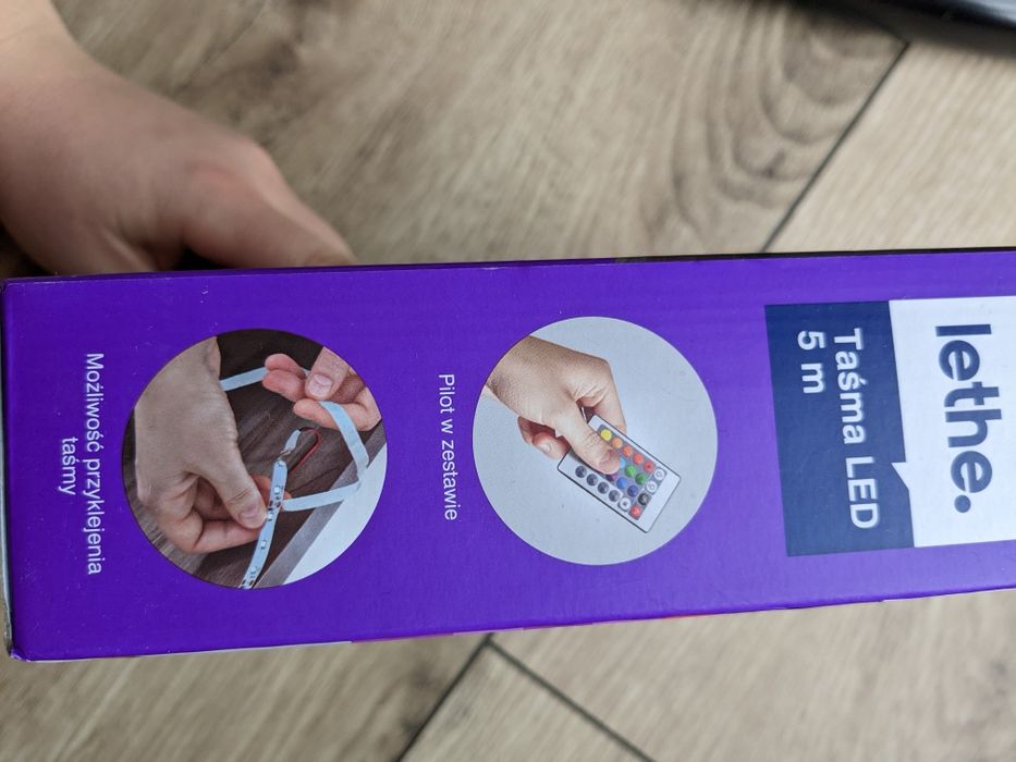 Taśma LED RGB 5m kolorowa samoprzylepna 16 kolorów różne tryby NOWA