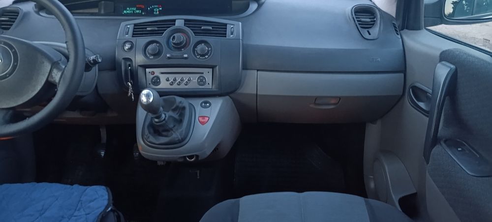 Renault scenic 2005 1.9 dci 6ст