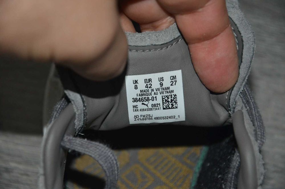Продам кросівки замша Фірма PUMA.