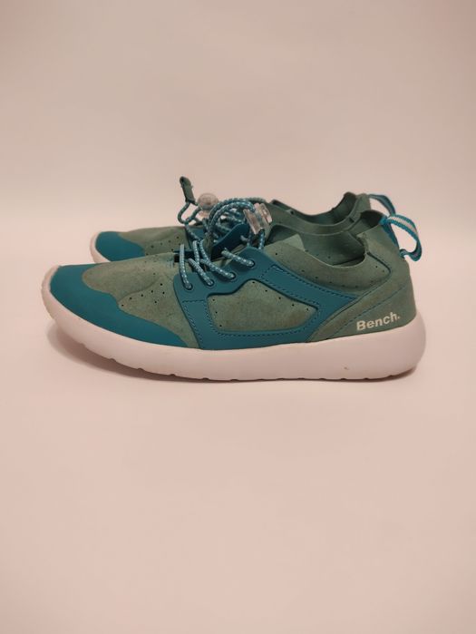 Bench sneakersy – lekki model, dobry stan