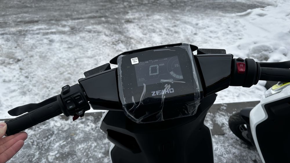 Електроскутер ZEEHO AE6+ 100км запас від CFMOTO Кредти/Розтрочка