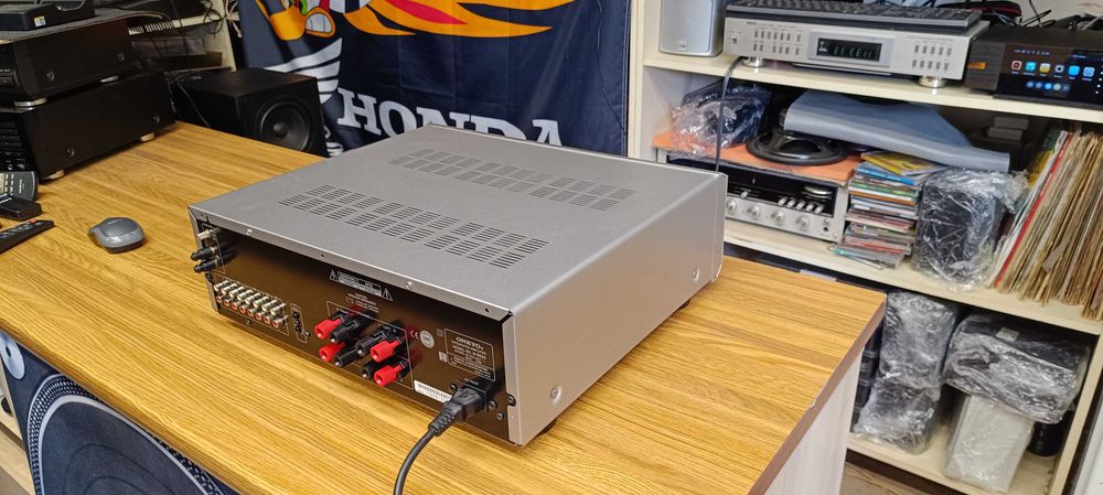 Усилитель  Onkyo A-9555 ( СТАН ! )