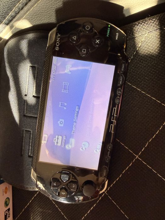 PlayStation Portable PSP-1004 Gigapack