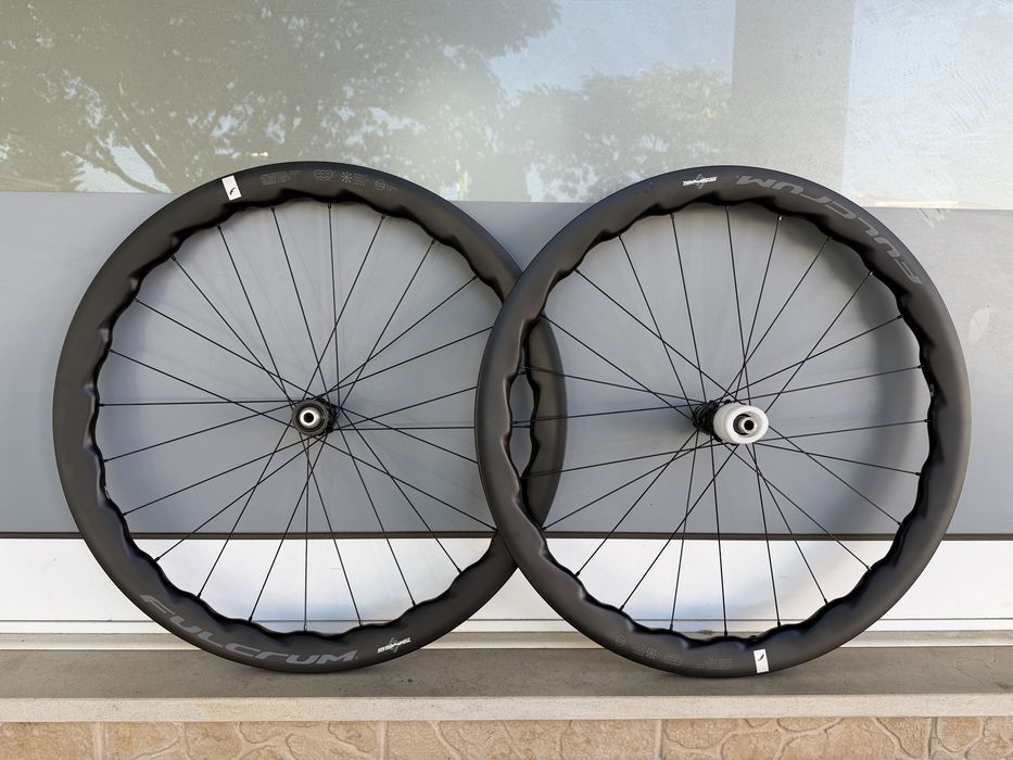 Bicicleta de estrada - Rodas em carbono Topo!