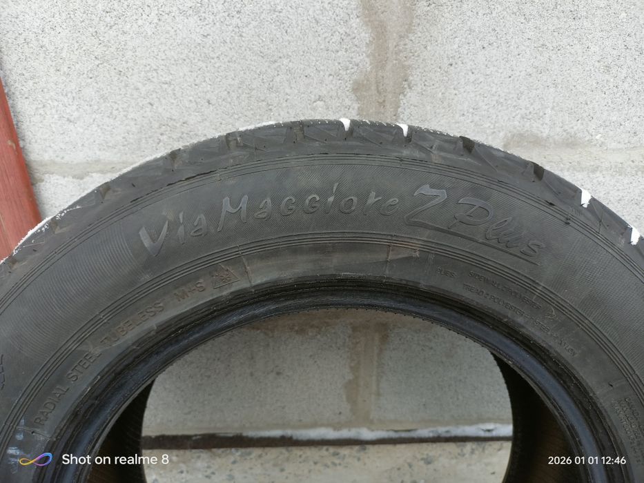 Зимова резина 215 65 r16